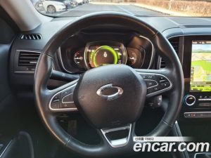 Renault-KoreaSamsung QM6 2.0 LPe LE 2WD 2023 года из Южной Кореи