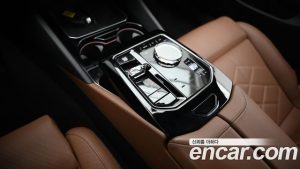 BMW 5-Series 530i xDrive 2025 года из Южной Кореи