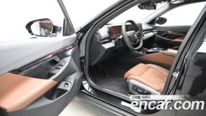 BMW 5-Series 530i xDrive 2025 года из Южной Кореи