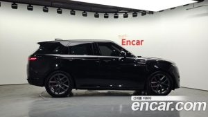 Land Rover Range Rover Sport P550E Dynamic HSE 2025 года из Южной Кореи