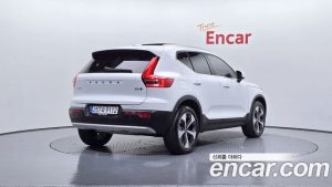 Volvo XC40 B4 Ultra Bright 2024 года из Южной Кореи