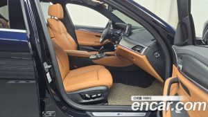 BMW 5-Series 520i M Sport 2023 года из Южной Кореи