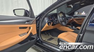 BMW 5-Series 520i M Sport 2023 года из Южной Кореи