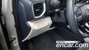 Hyundai Venue 1.6 Premium 2024 года из Южной Кореи
