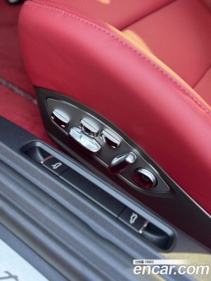 Porsche 718 4.0 GTS 2023 года из Южной Кореи