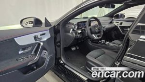 Mercedes-Benz CLA-Class CLA250 4MATIC 2025 года из Южной Кореи