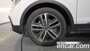 Volkswagen Tiguan 2.0 TDI Prestige 2023 года из Южной Кореи
