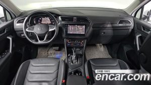 Volkswagen Tiguan 2.0 TDI Prestige 2023 года из Южной Кореи