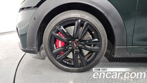 Mini Cooper Convertible JCW 2023 года из Южной Кореи