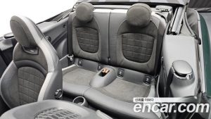 Mini Cooper Convertible JCW 2023 года из Южной Кореи