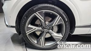 Genesis GV80 2.5T Бензин AWD 2025 года из Южной Кореи