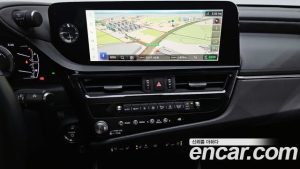 Lexus ES Luxury Plus 2023 года из Южной Кореи