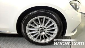 Mercedes-Benz E-Class E250 Exclusive 2023 года из Южной Кореи