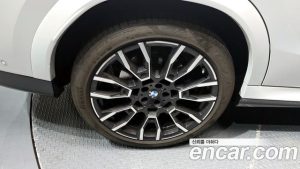 BMW X6 xDrive40i M Sport 2025 года из Южной Кореи
