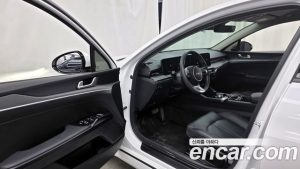 Kia K5 2.0 2024 года из Южной Кореи