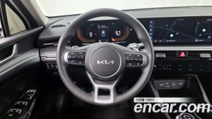 Kia K5 2.0 2024 года из Южной Кореи