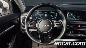 Kia Seltos Бензин 1.6 Turbo 4WD 2025 года из Южной Кореи