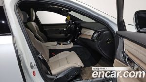 Volvo S90 B5 Ultra темный 2026 года из Южной Кореи