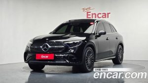 Mercedes-Benz GLC-Class GLC300 4MATIC AMG Line 2023 года из Южной Кореи