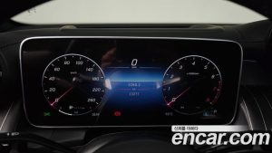 Mercedes-Benz GLC-Class GLC300 4MATIC AMG Line 2023 года из Южной Кореи