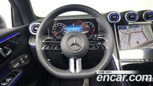 Mercedes-Benz GLC-Class GLC300 4MATIC AMG Line 2023 года из Южной Кореи