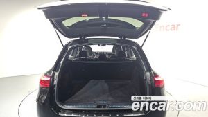 Mercedes-Benz GLC-Class GLC300 4MATIC AMG Line 2023 года из Южной Кореи