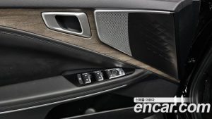 Kia K8 2.5 Бензин 2WD 2024 года из Южной Кореи