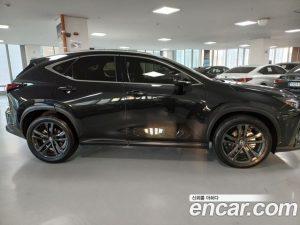 Lexus NX Premium 2025 года из Южной Кореи