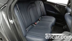 Kia K8 Signature Black 2025 года из Южной Кореи