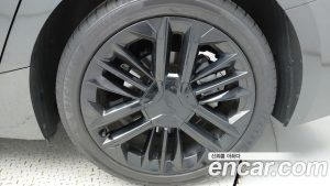 Kia K8 Signature Black 2025 года из Южной Кореи