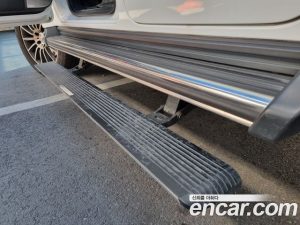 Mercedes-Benz G-Class G400d 2023 года из Южной Кореи
