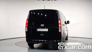 Hyundai Staria L3.5 Tourer 9-Seater 2025 года из Южной Кореи