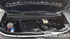 Hyundai Staria L3.5 Tourer 9-Seater 2025 года из Южной Кореи