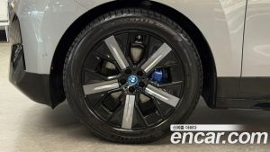 BMW iX xDrive50 Sport Special Edition 2025 года из Южной Кореи
