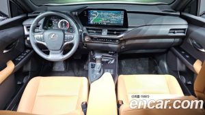 Lexus UX 2.0 2WD 2024 года из Южной Кореи