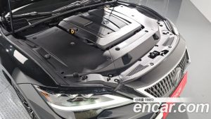 Lexus LS 3.5 Luxury AWD 2023 года из Южной Кореи