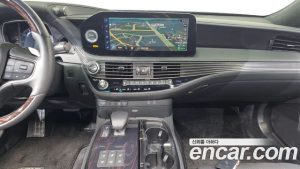 Lexus LS 3.5 Luxury AWD 2023 года из Южной Кореи