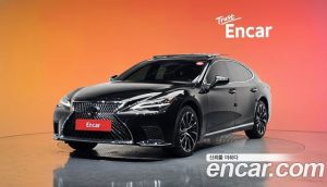 Lexus LS 3.5 Luxury AWD 2023 года из Южной Кореи