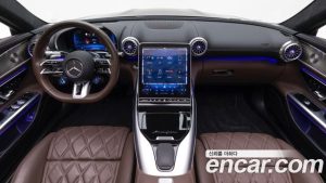 Mercedes-Benz SL-Class AMG SL63 4MATIC+ 2024 года из Южной Кореи