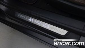 Mercedes-Benz SL-Class AMG SL63 4MATIC+ 2024 года из Южной Кореи