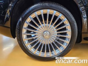 Mercedes-Benz GLS-Class Maybach GLS600 4MATIC MANUFAKTUR 2023 года из Южной Кореи