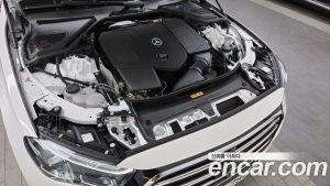 Mercedes-Benz E-Class E300 4MATIC Exclusive 2026 года из Южной Кореи