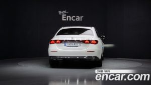 Mercedes-Benz E-Class E300 4MATIC Exclusive 2026 года из Южной Кореи