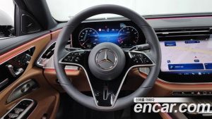 Mercedes-Benz E-Class E300 4MATIC Exclusive 2026 года из Южной Кореи