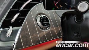Mercedes-Benz E-Class E300 4MATIC Exclusive 2026 года из Южной Кореи