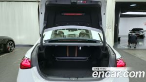 Mercedes-Benz E-Class E300 4MATIC Exclusive 2026 года из Южной Кореи