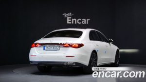 Mercedes-Benz E-Class E300 4MATIC Exclusive 2026 года из Южной Кореи
