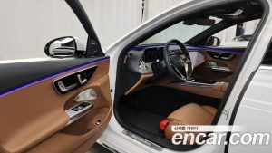 Mercedes-Benz E-Class E300 4MATIC Exclusive 2026 года из Южной Кореи