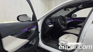 BMW 5-Series 523d M Sport 2025 года из Южной Кореи