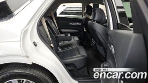 Genesis GV70 e-AWD 2024 года из Южной Кореи